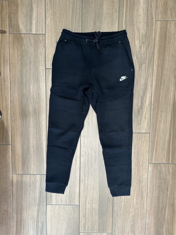 Nike,Pambuk i Trashe, Per meshkuj,Black