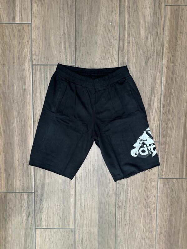 E zeze, Pambuk, Per meshkuj, Adidas