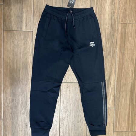 Pambuk i Plote,Under Armour, Blu e erret