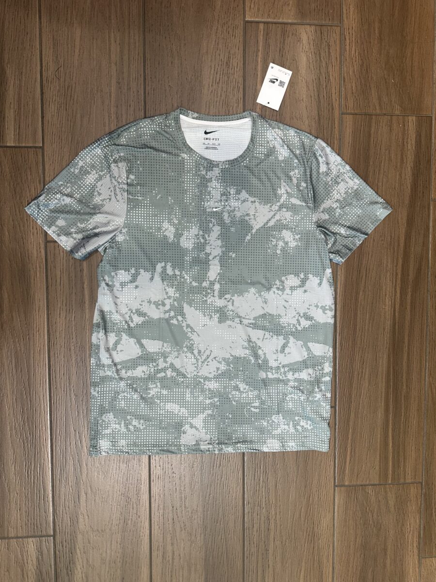 Nike,Mikrofiber slim fit,Jeshile e hapur,Per meshkuj