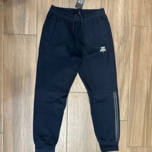 Pambuk i Plote,Under Armour, Blu e erret