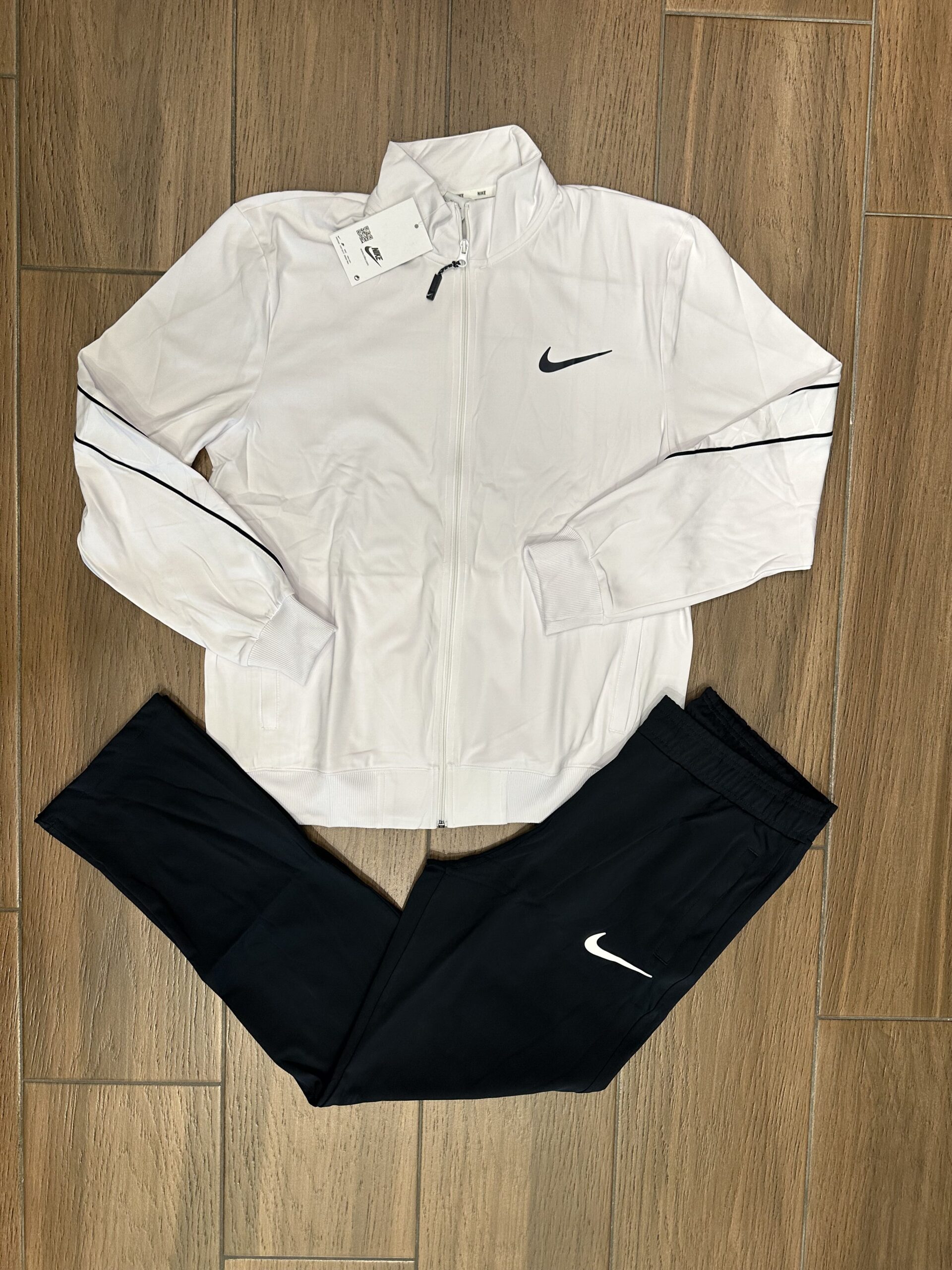Mikrofiber ,E Bardhe ,Per Meshkuj,Nike