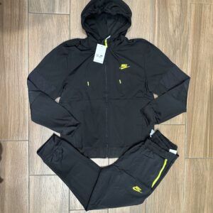 Nike Mikrofiber,Black,Per Meshkuj
