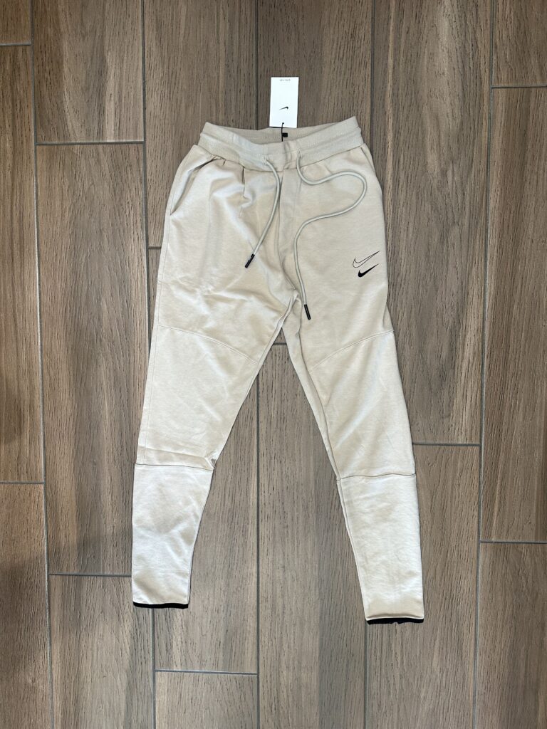 Bezhe, Pambuk, Per meshkuj, Nike