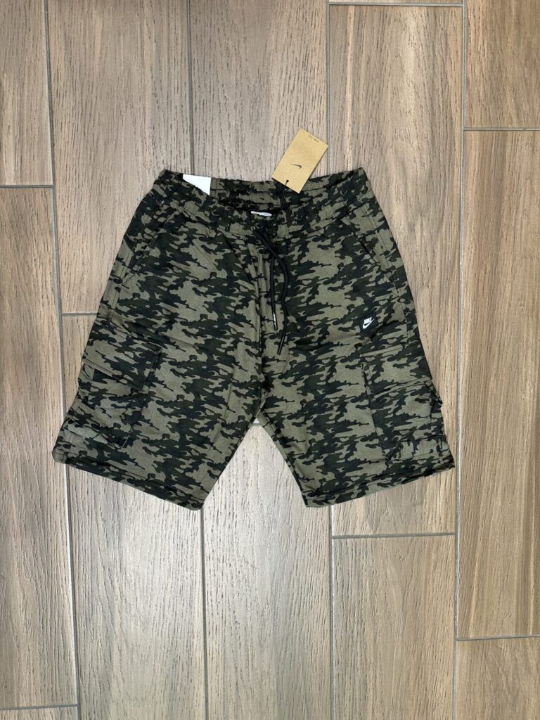 Jeshile Ulliri, Pambuk, Per meshkuj,Nike