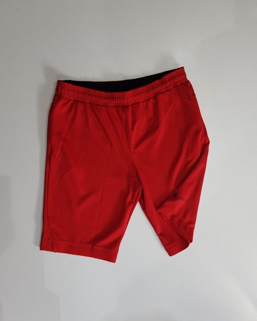E kuqe, Mikrofiber, Per meshkuj, Nike
