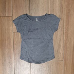 Gri e erret, Mikrofiber, Per femra, Nike